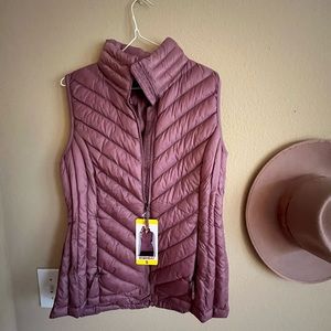 BNWT puffer vest
